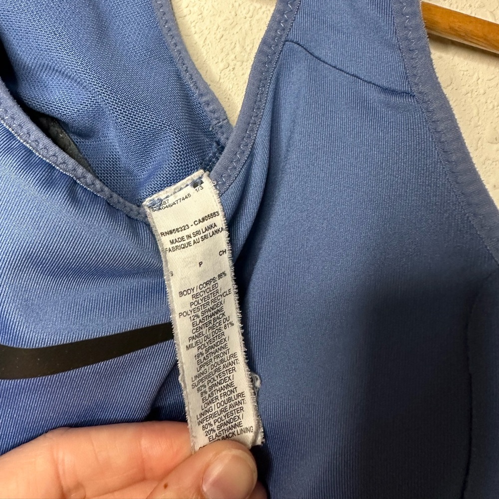 Nike Blue Sports Bra Size Small - Picture 3 of 3